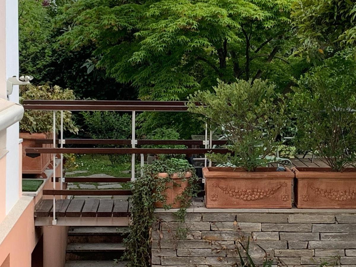 Casabella-Lago Maggiore 莱萨 外观 照片
